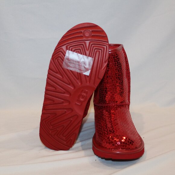 NIB YOUTH 6 WOMEN'S 7.5-8 CLASSIC SHORT RED HEARTS METALLIC WINTER BOOTS‎ - Picture 7 of 7